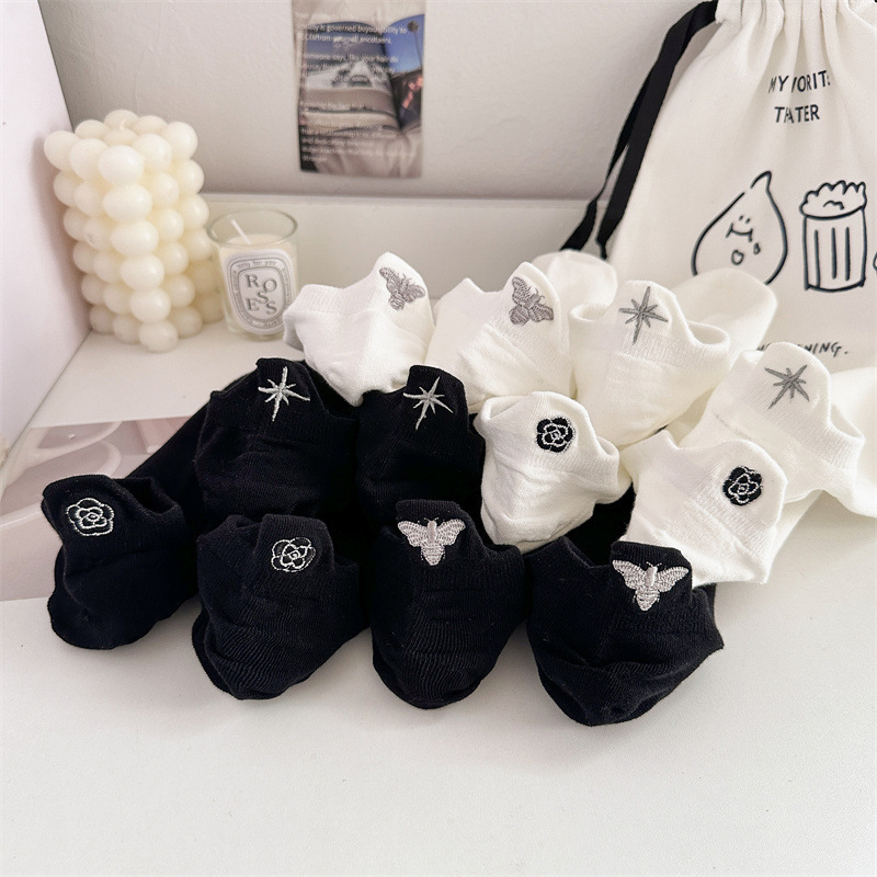 6 ペアの高級ブランドの女性の靴下かわいい動物の花の刺繍ショ - Embroidery On Socks のレビューと価格