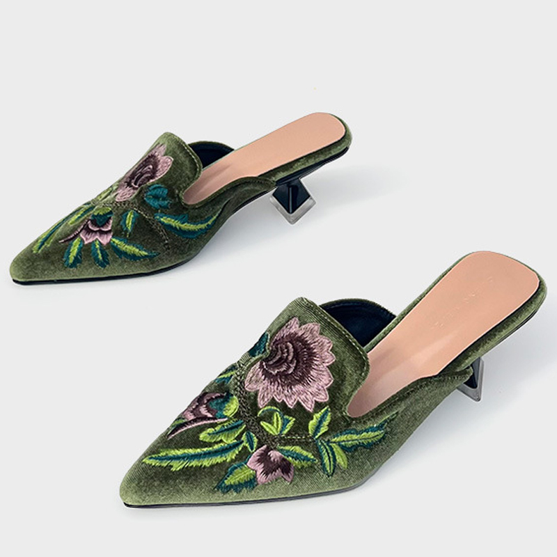刺繍ベロア女性用シューズ、女性用スリッパデザインミュール、女 - Embroidery Designer のレビューと価格