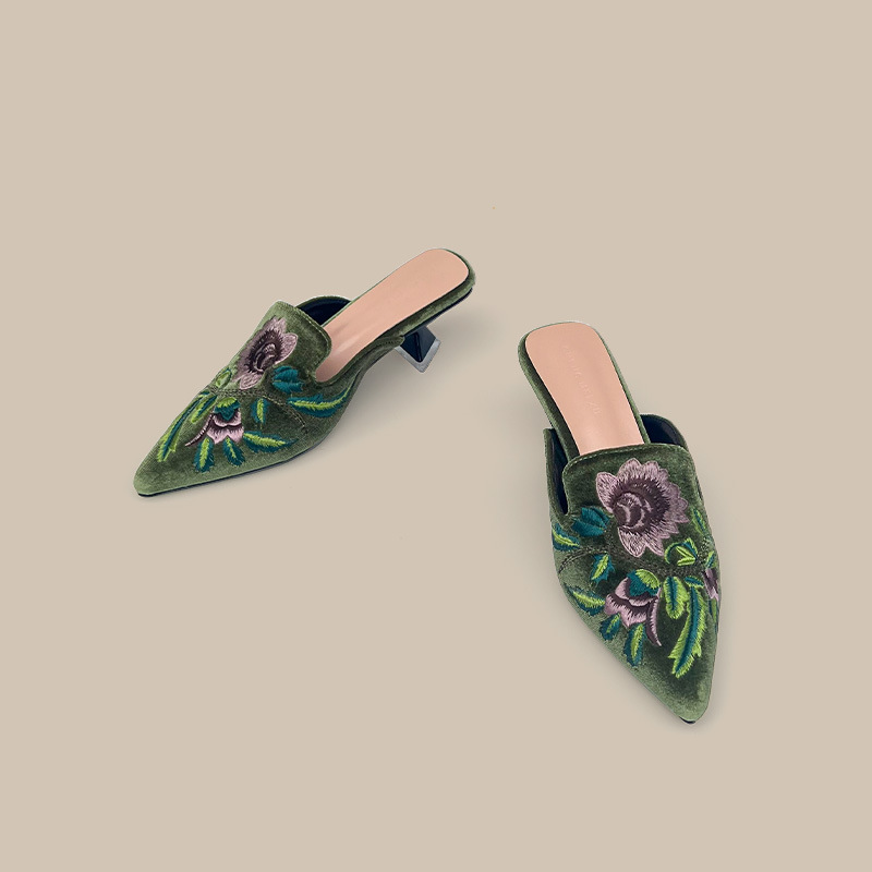 刺繍ベロア女性用シューズ、女性用スリッパデザインミュール、女 - Embroidery Designer のレビューと価格