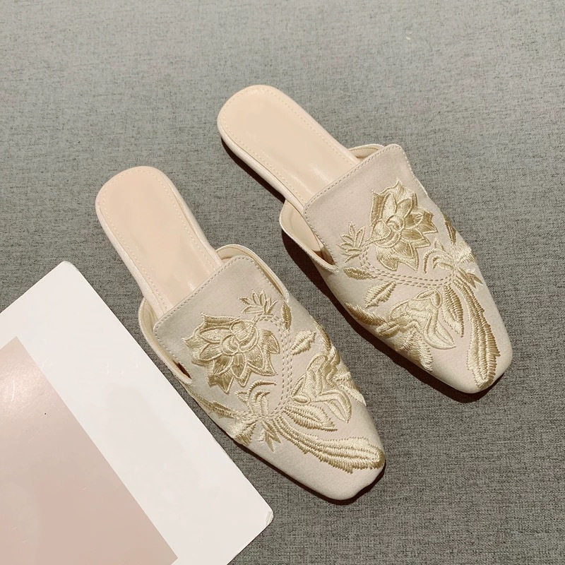 2026 新しいレディースシューズレトロ刺繍ミューラースリッ - Embroidery Designer のレビューと価格