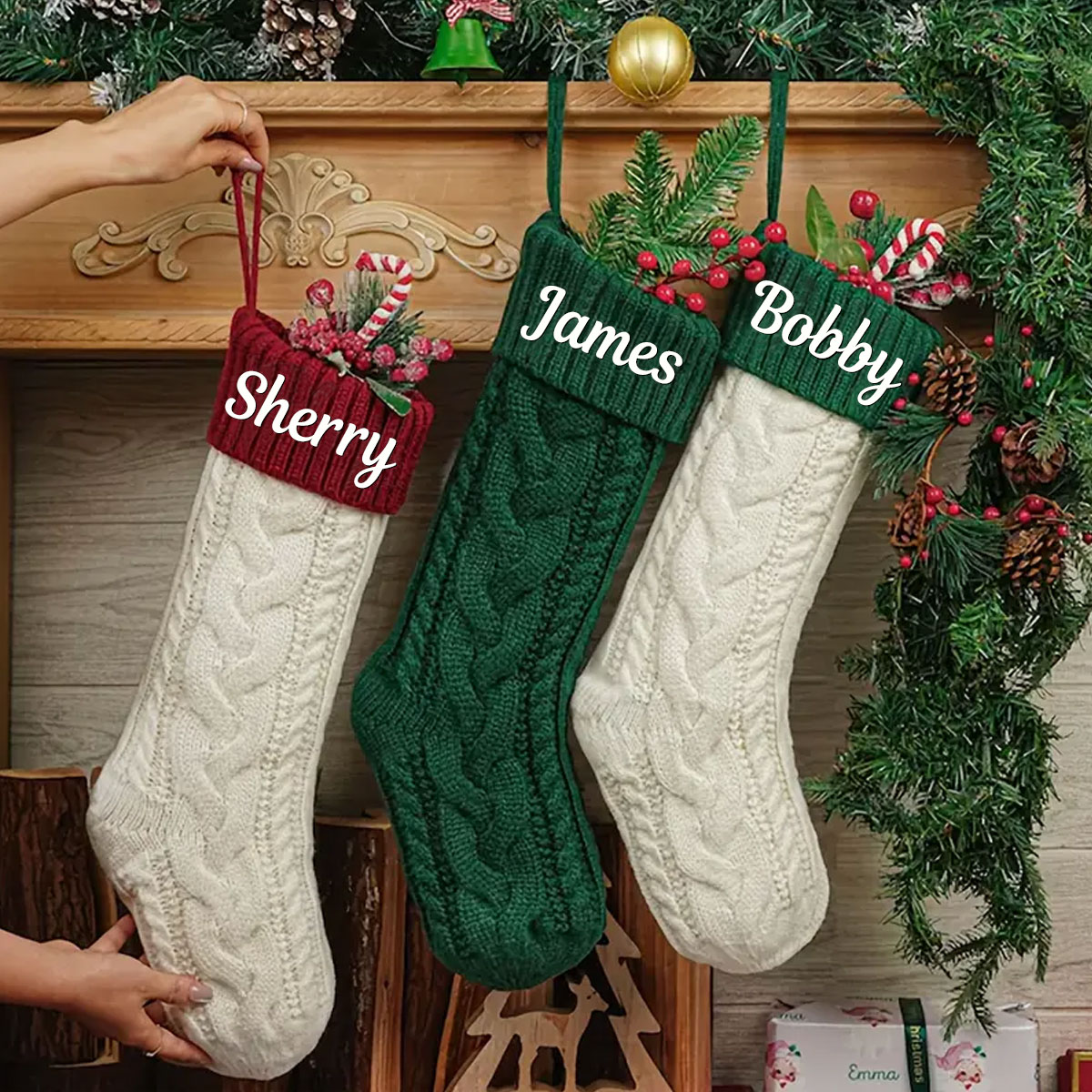 刺繍名入りヴィンテージ風クリスマスストッキング1個、ホリデー - Embroidery Xmas のレビューと価格