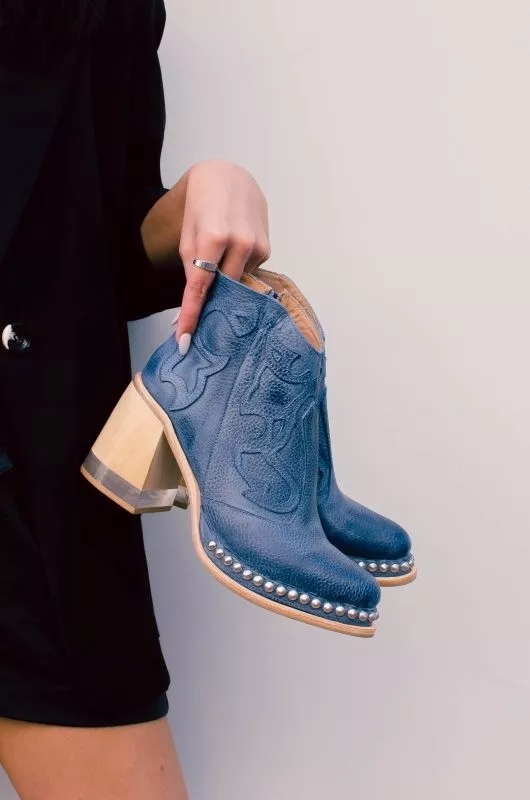 女性のための刺繍されたアンクルブーツ,クリスタル透明なハイヒ - Embroidery On Socks のレビューと価格