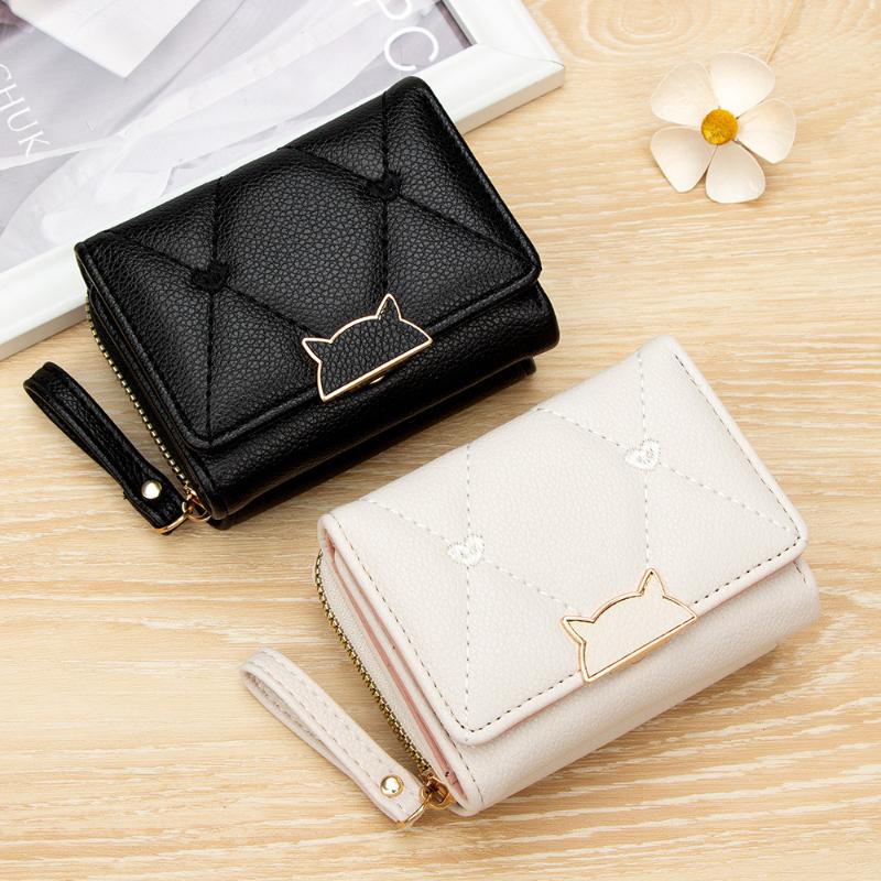 PUレザーショートウォレット 猫のバックルとハート刺繍付き  - Embroidery Wallet のレビューと価格