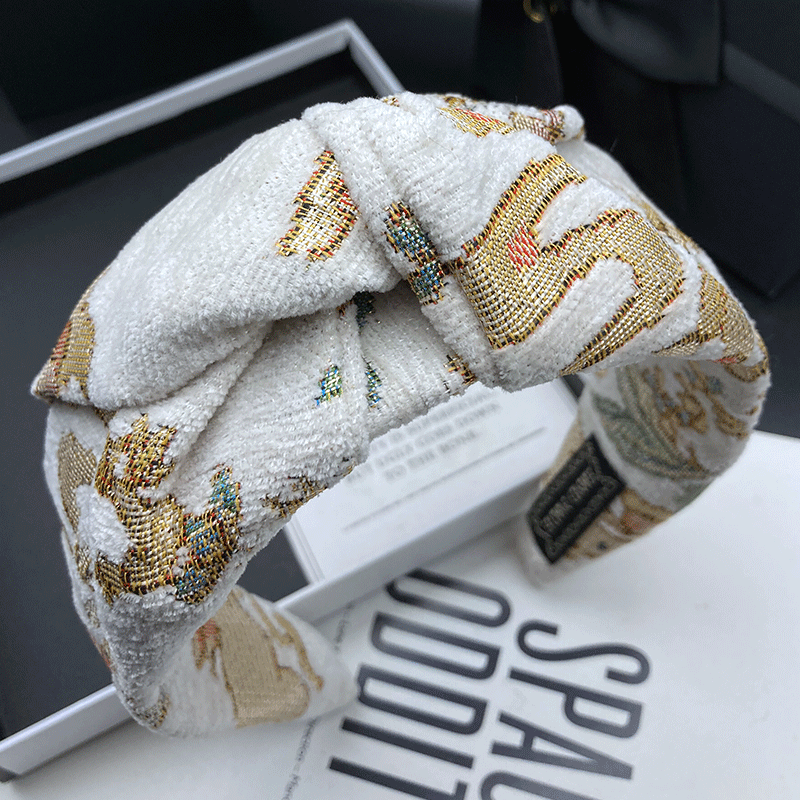 おしゃれな刺繍ヘアピンフープ女性の高級感溢れる軽量ハイスカル - Embroidery Zone のレビューと価格