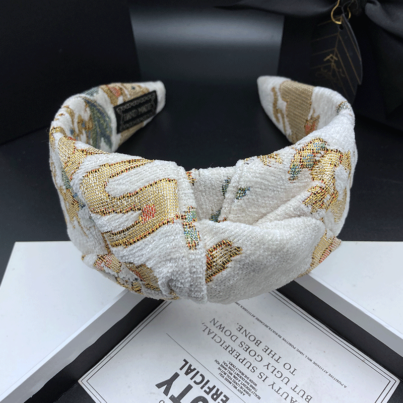 おしゃれな刺繍ヘアピンフープ女性の高級感溢れる軽量ハイスカル - Embroidery Zone のレビューと価格